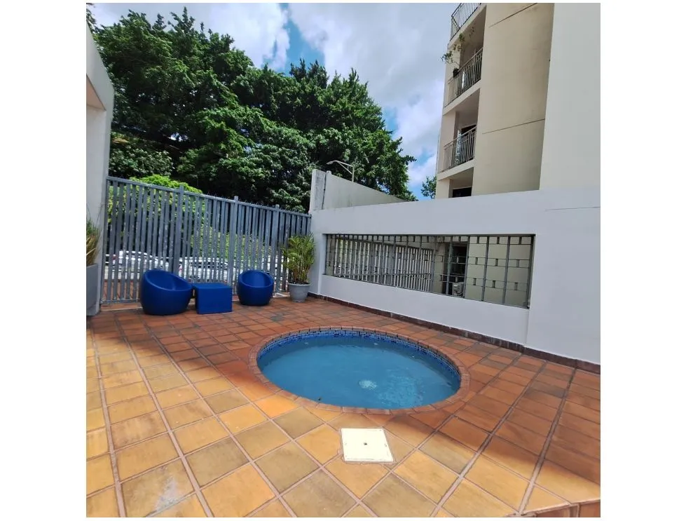 Sale of Apartment in PH Elmare, Edison Park. GM