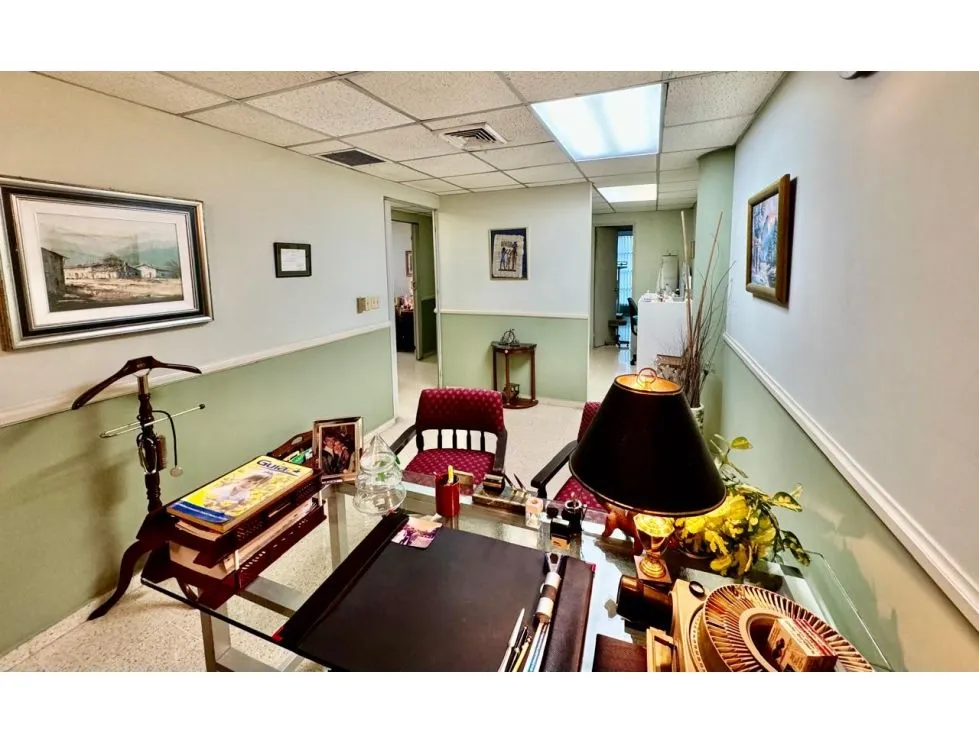 Medical Office for Sale in San Fernando