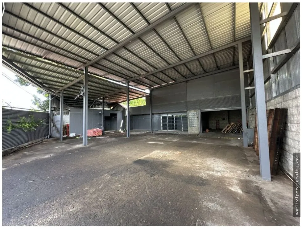 Commercial Warehouse for Rent in Altos de Tocumen