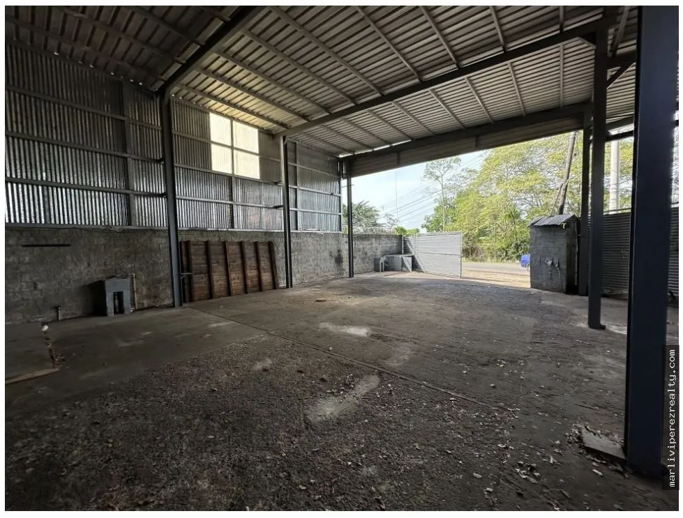 Commercial Warehouse for Rent in Altos de Tocumen