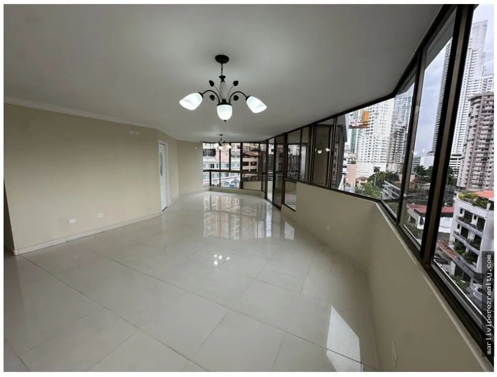 Apartment for Sale in Marbella