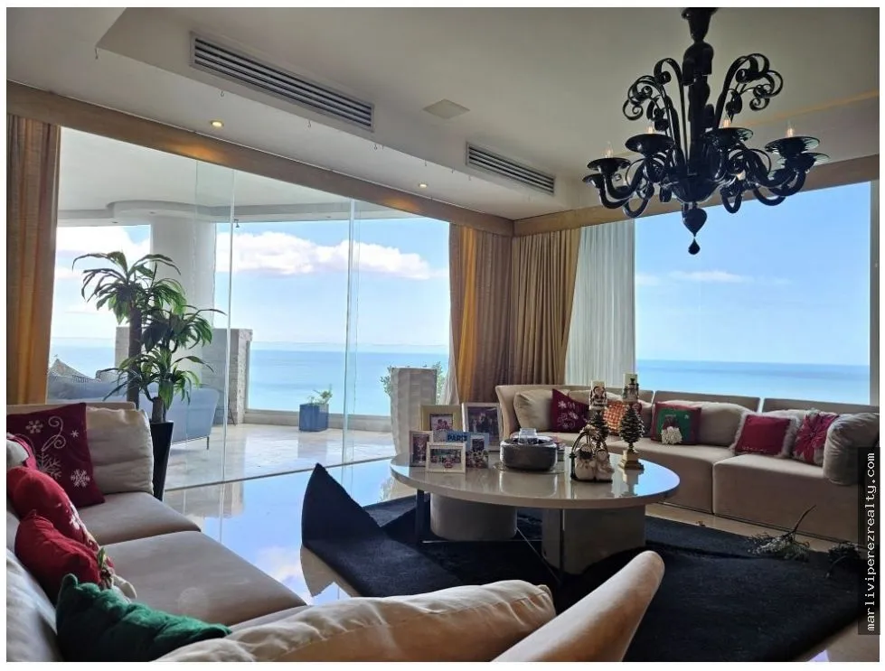 LUXURY BEACHFRONT APARTMENT FOR SALE IN PH VENETIAN TOWER