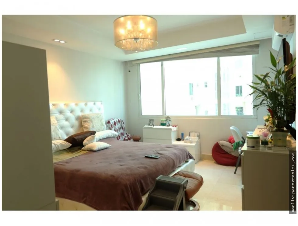 LUXURY BEACHFRONT APARTMENT FOR SALE IN PH VENETIAN TOWER