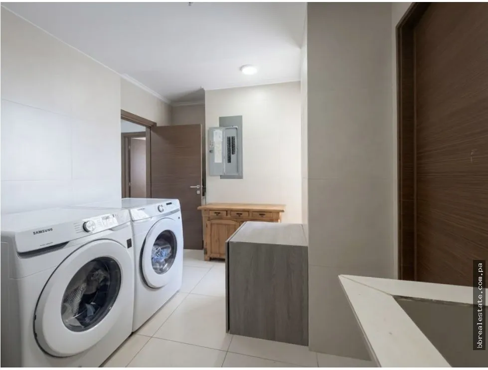 Sale of Apartment in PH Park Lane, Costa del Este