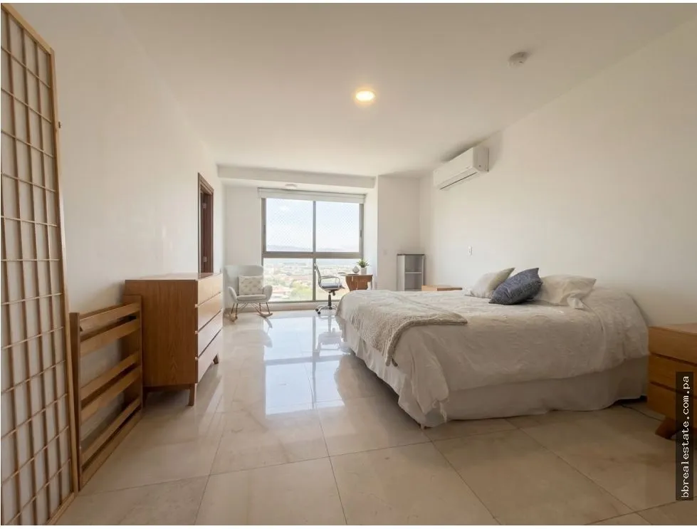 Sale of Apartment in PH Park Lane, Costa del Este