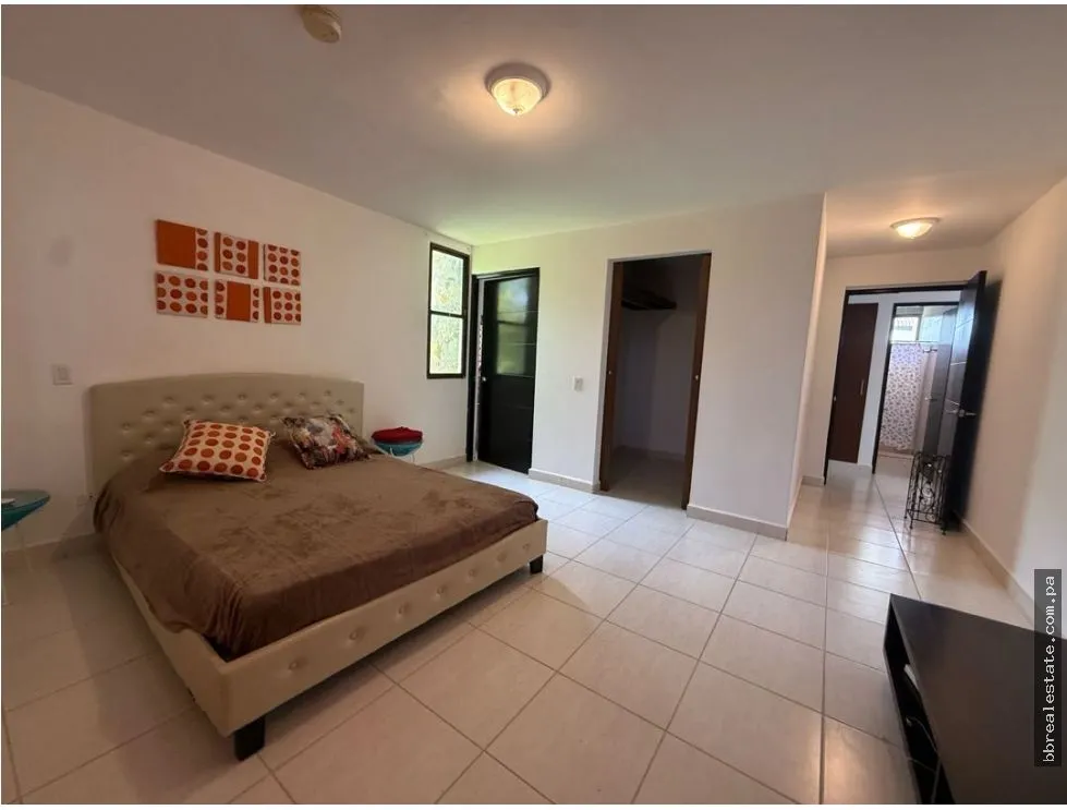 Single Family House for sale in San Carlos