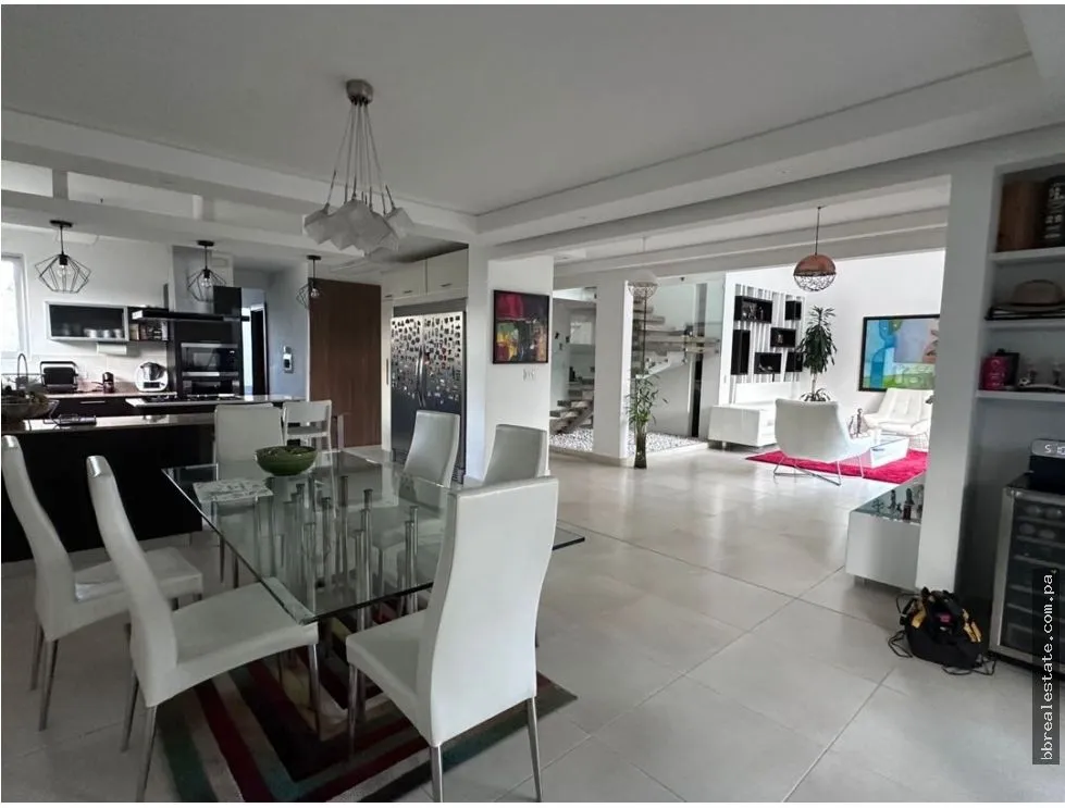 House for Sale in PH Villa Sur, Costa Sur
