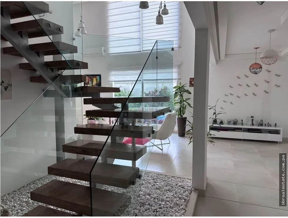 House for Sale in PH Villa Sur, Costa Sur