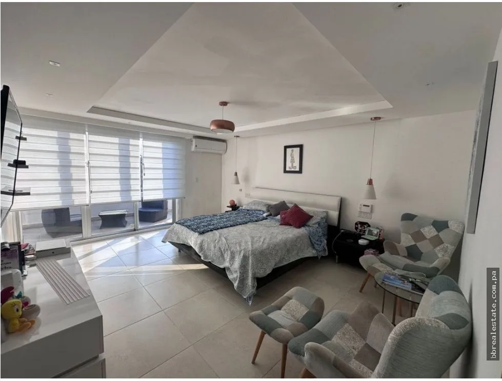 House for Sale in PH Villa Sur, Costa Sur