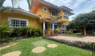 Sale of House in Coronado Golf Club, Coronado Beach, Coronado