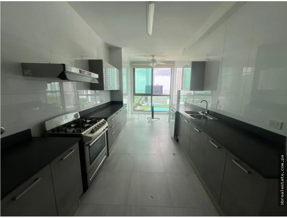 Apartment Rental in PH Parkview, Costa del Este