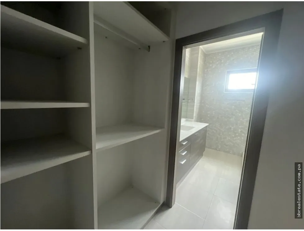 Apartment Rental in PH Parkview, Costa del Este
