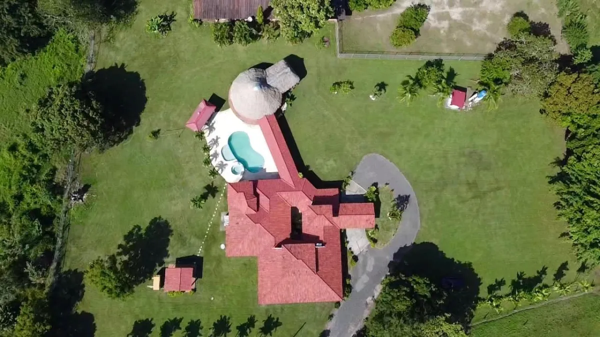 SPANISH HACIENDA WITH POOL
