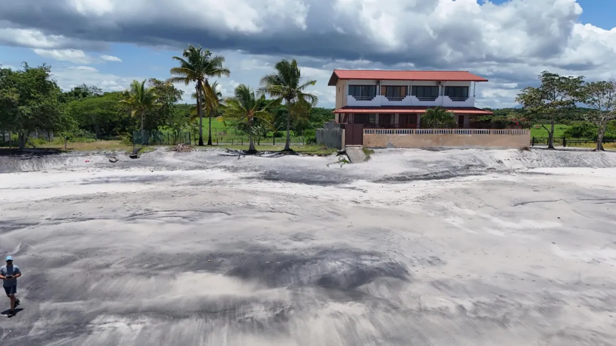 Terreno de 900 metros en playa del pacifico