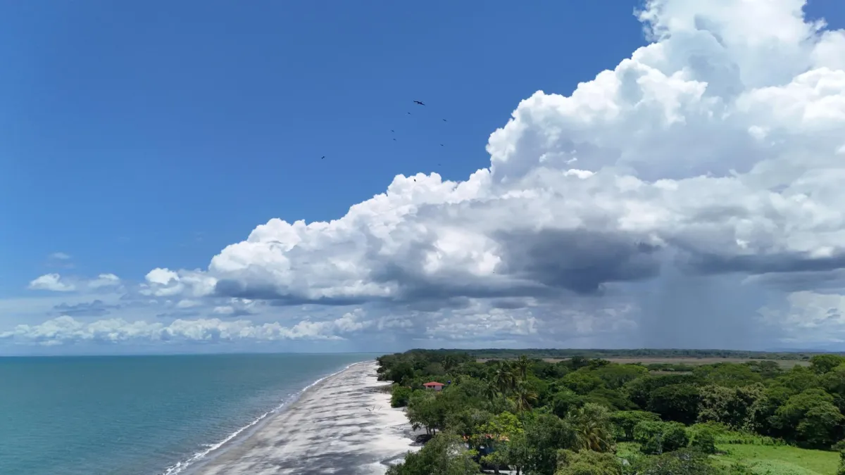 Terreno de 900 metros en playa del pacifico