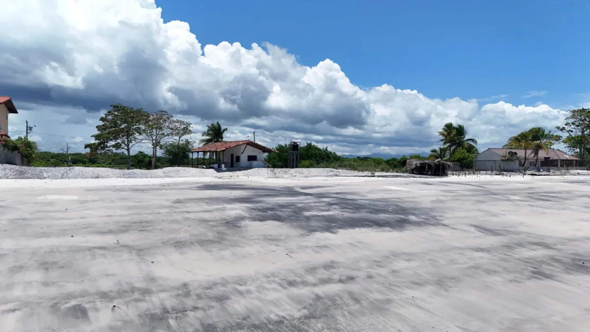 Terreno de 900 metros en playa del pacifico