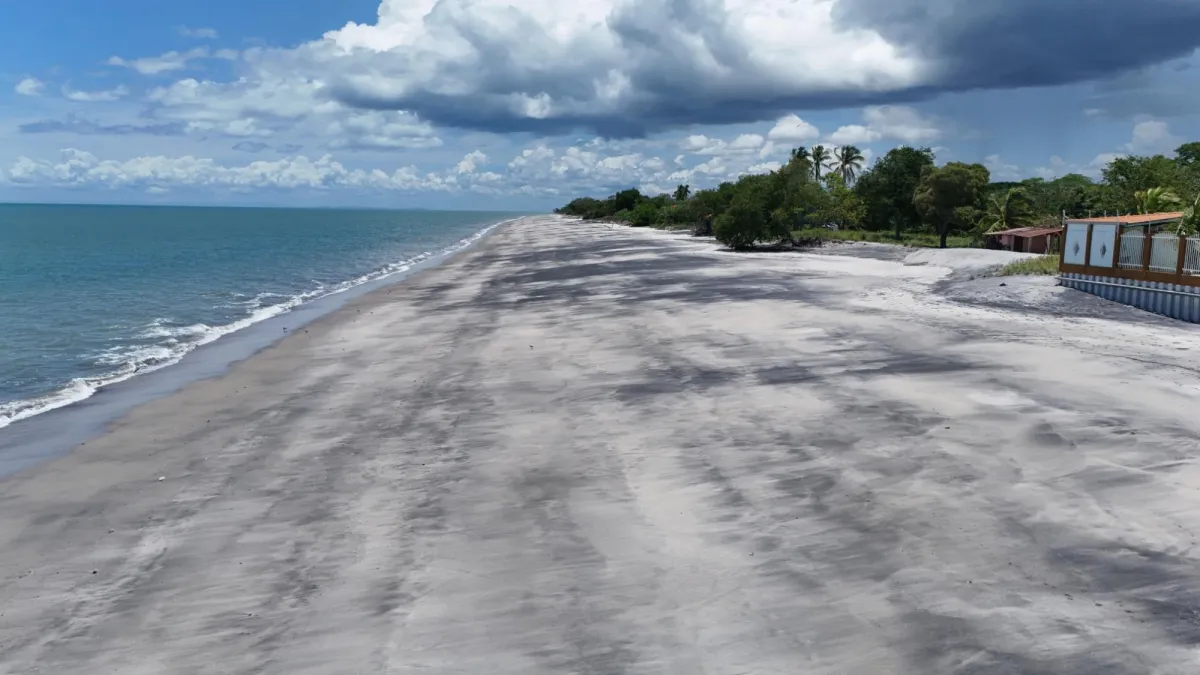 Terreno de 900 metros en playa del pacifico