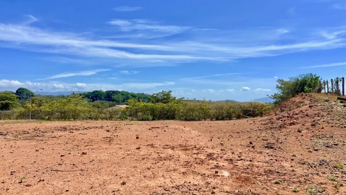 NICE LAND IN GATED COMMUNITY