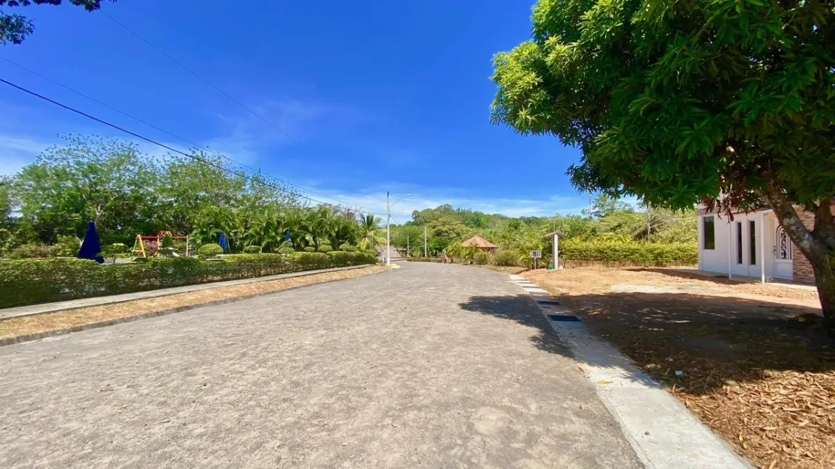 NICE LAND IN GATED COMMUNITY