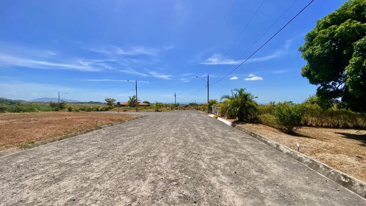 NICE LAND IN GATED COMMUNITY