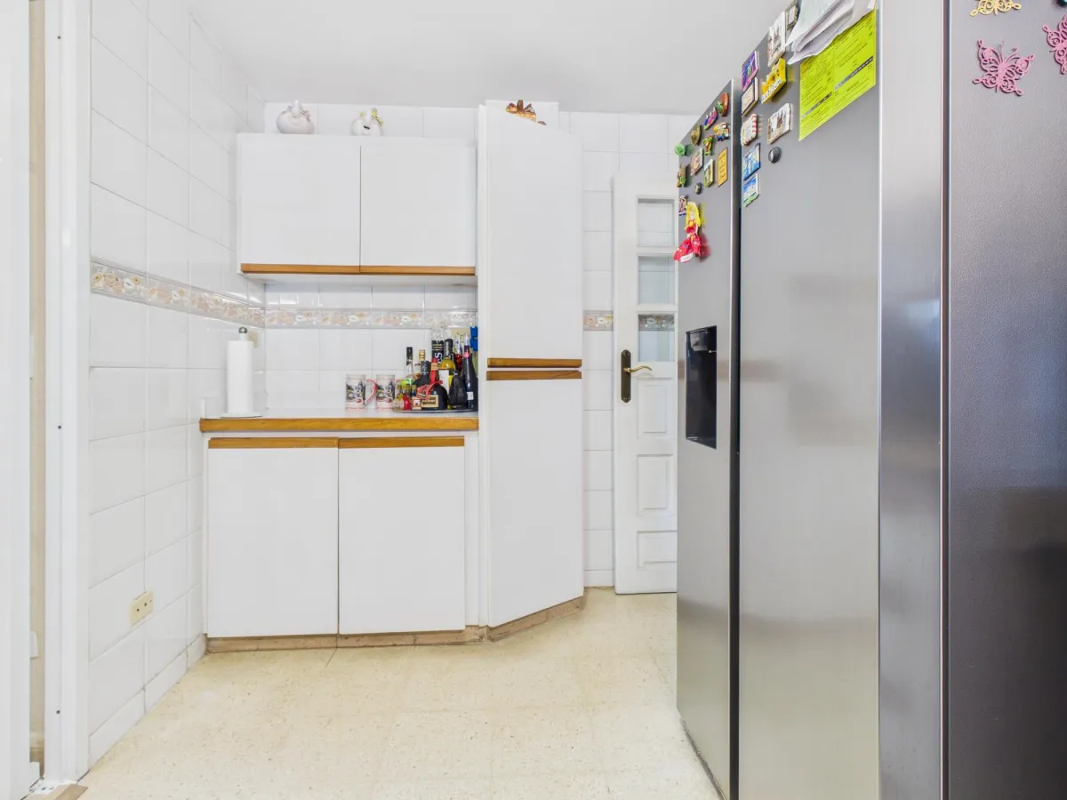 Spacious Family Home w, Private-Access Guest Suite