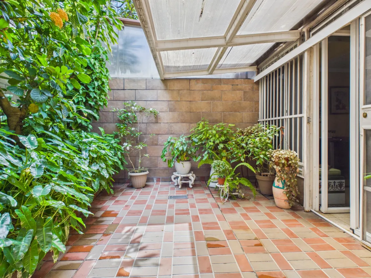 Spacious Family Home w, Private-Access Guest Suite