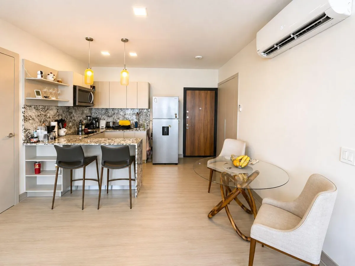 Apartamento con vista al mar en Costa Del Este.