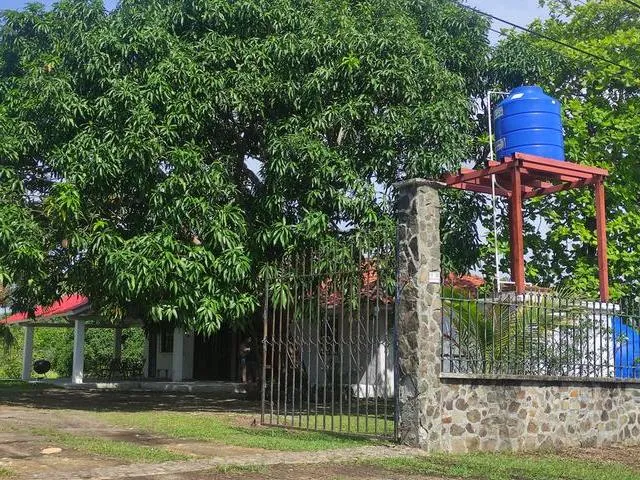 Casa de campo de 3 dormitorios con piscina y amplio jardín | Nueva Gorgona