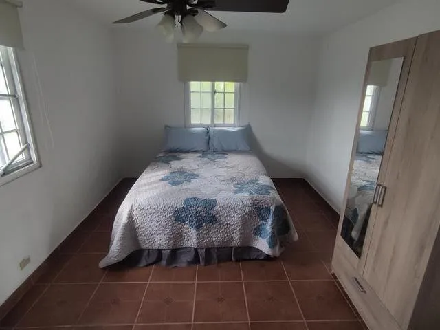 Casa de campo de 3 dormitorios con piscina y amplio jardín | Nueva Gorgona