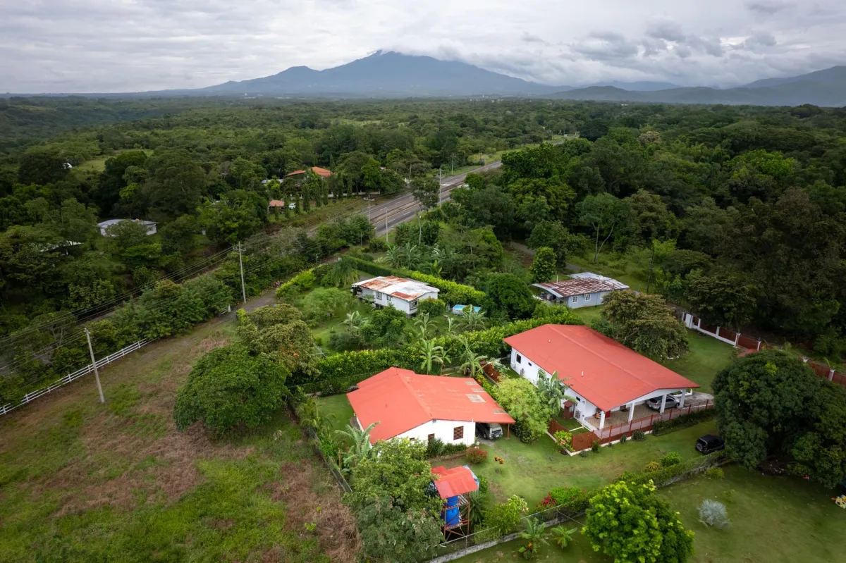 2-Bedroom Home for Sale in El Francés