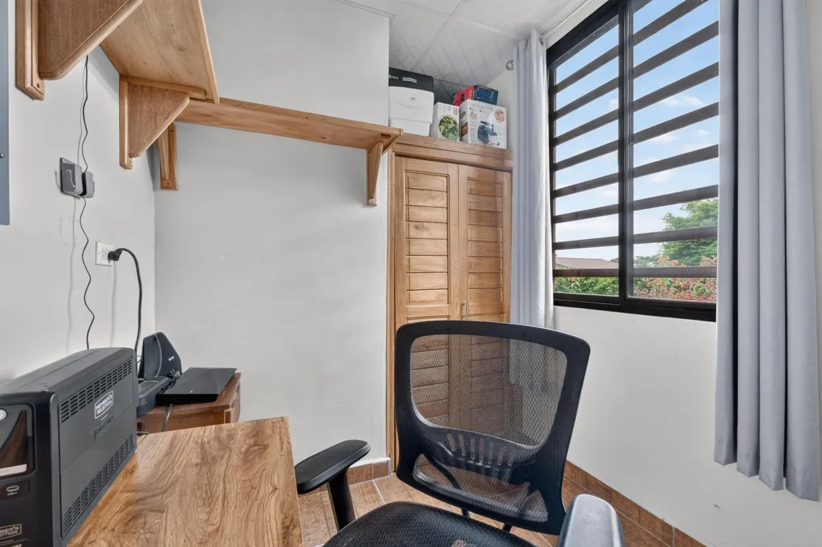 2-Bedroom Home for Sale in El Francés