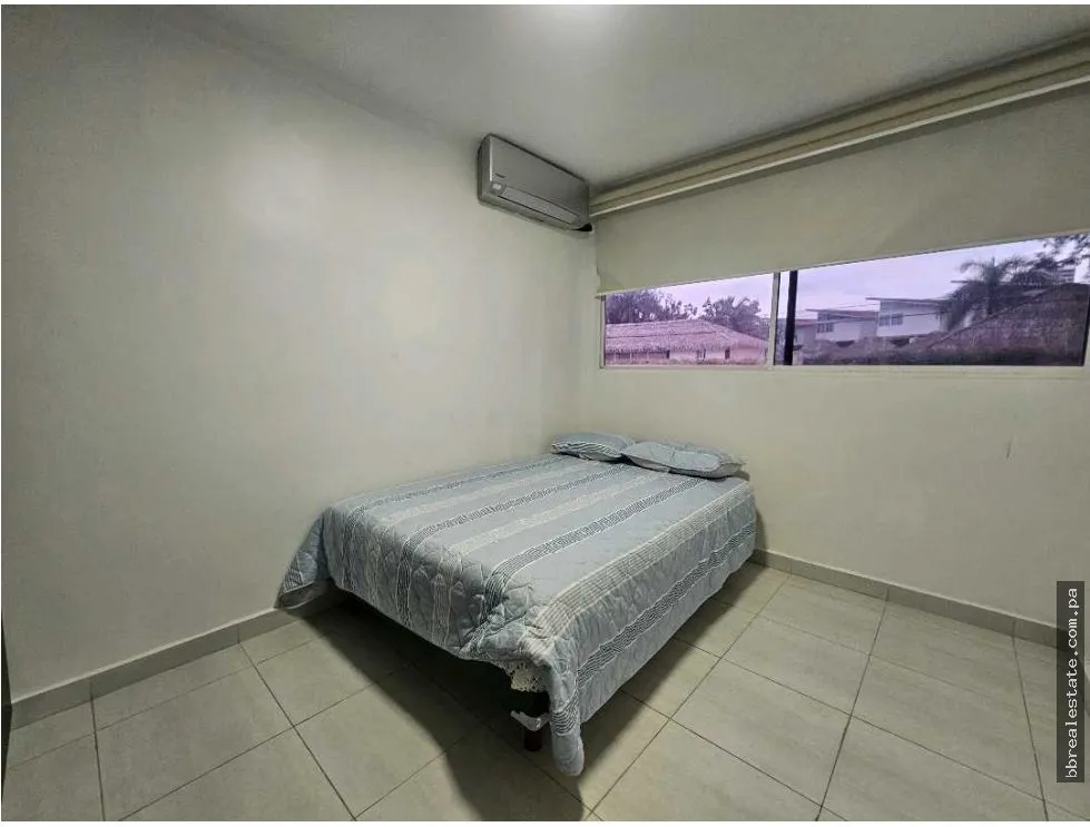 Venta de Casa en Coronado, PH Paradise Point