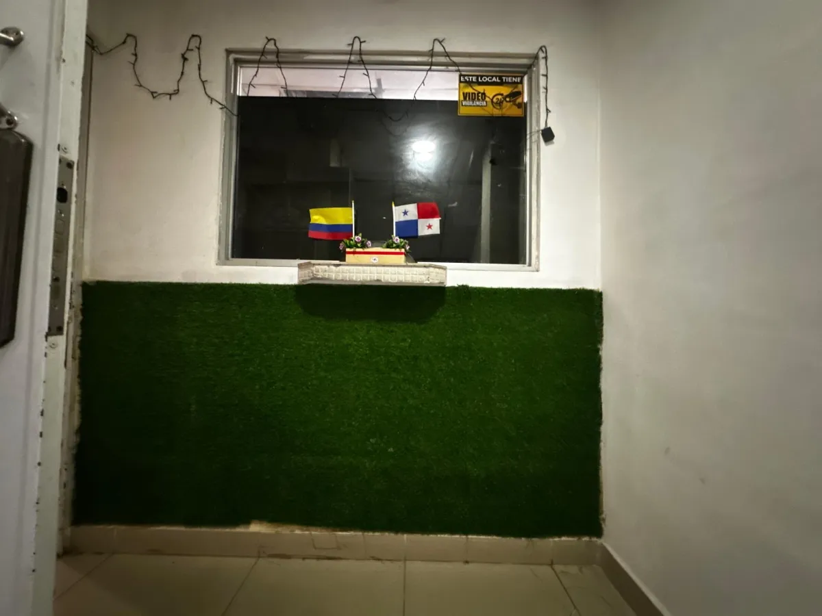 SE VENDE EDIFICIO OPERATIVO EN SANTA ANA