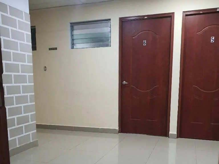 SE VENDE EDIFICIO OPERATIVO EN SANTA ANA