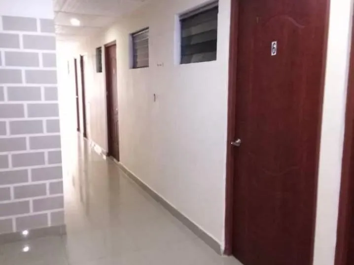 SE VENDE EDIFICIO OPERATIVO EN SANTA ANA