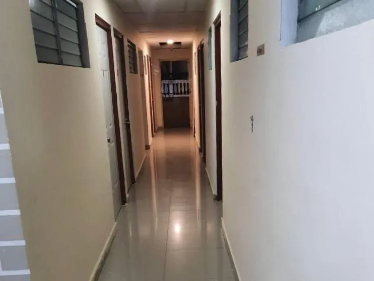 SE VENDE EDIFICIO OPERATIVO EN SANTA ANA