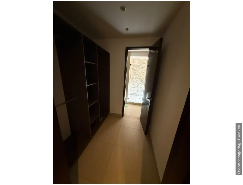 Apartamento en Venta y/o Alquiler en Avenida Balboa