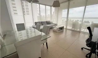 Apartamento en Venta y/o Alquiler en Avenida Balboa