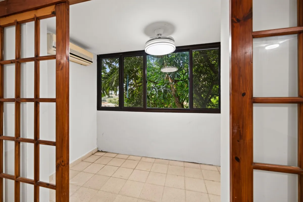 Renovated in Altos de Miraflores, Betania