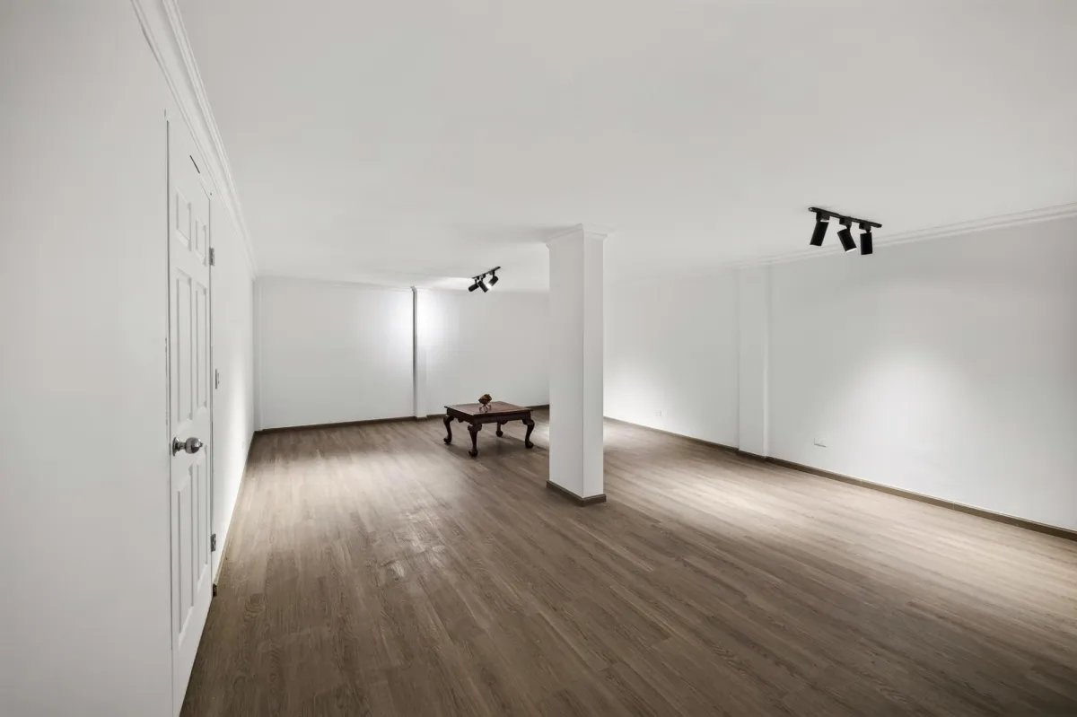 Renovated in Altos de Miraflores, Betania