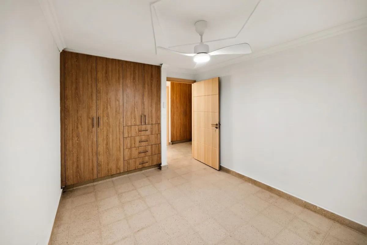 Renovated in Altos de Miraflores, Betania