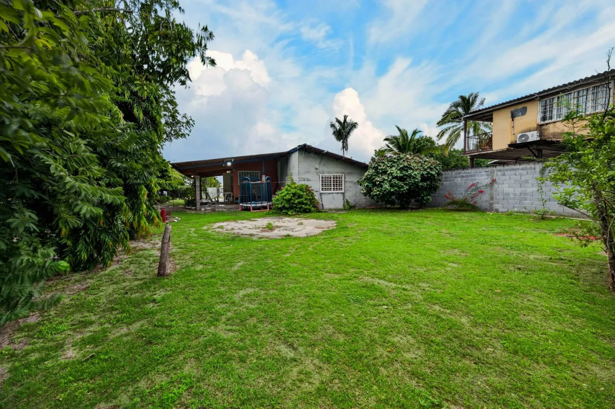 Tropical Hideaway in Gorgona