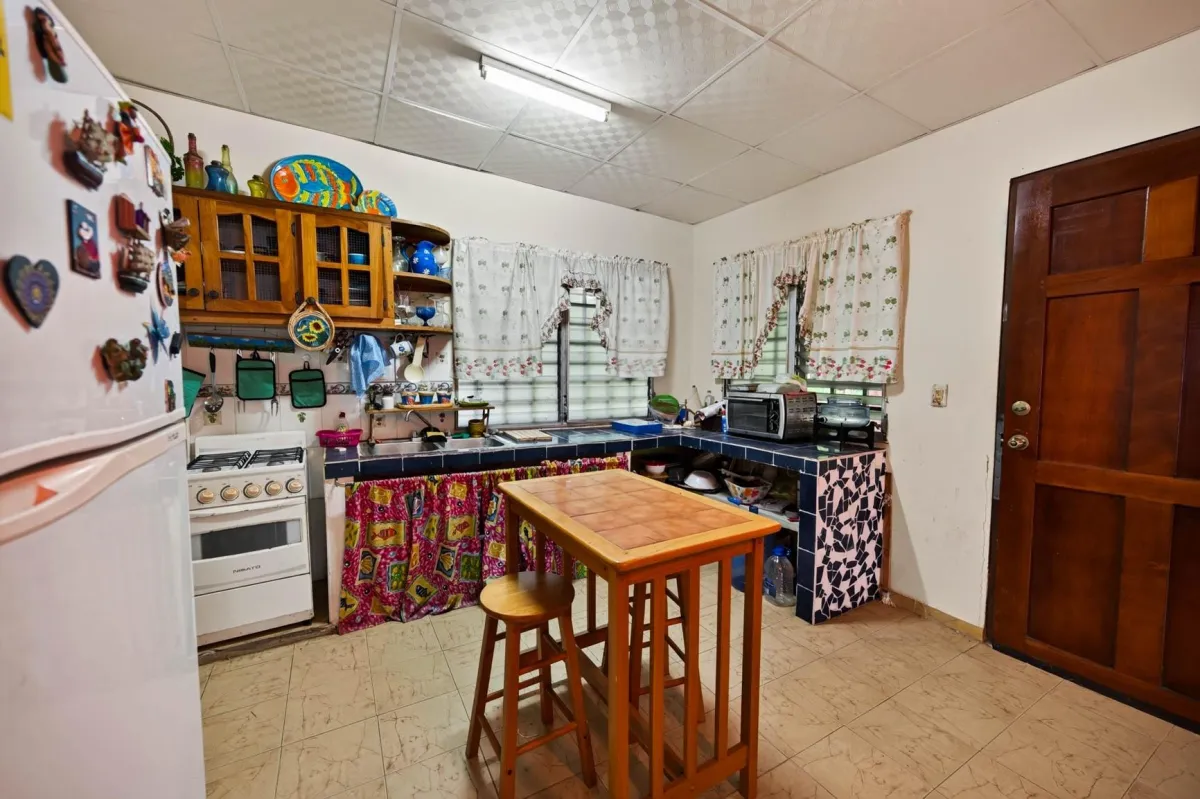 Tropical Hideaway in Gorgona