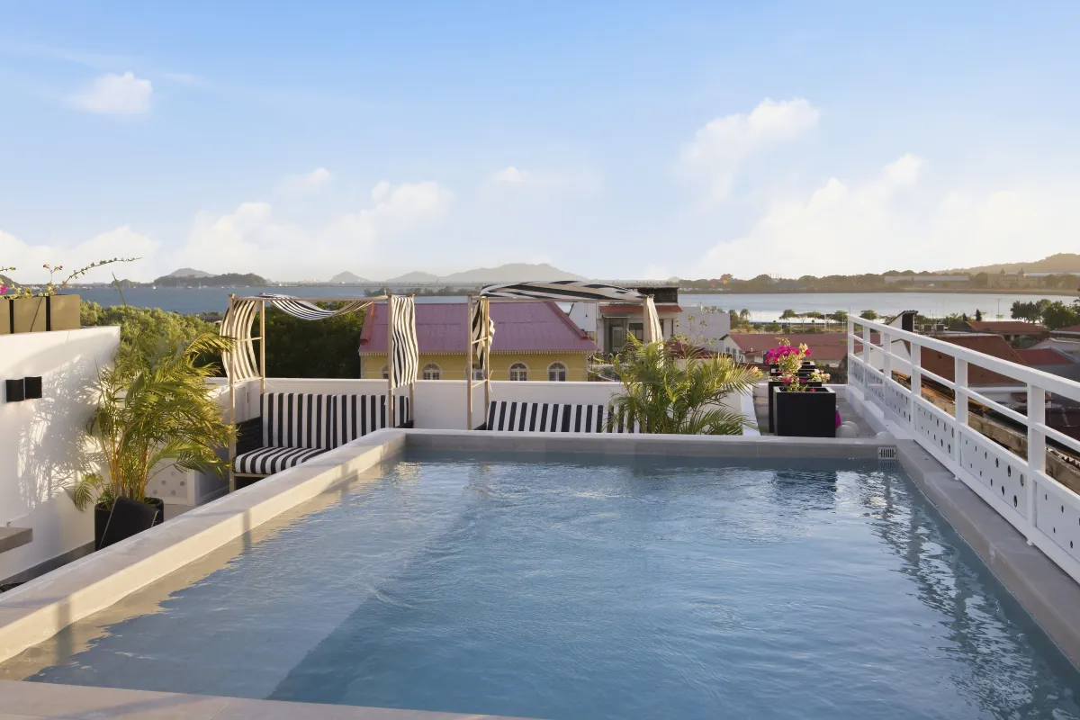 Exclusive Apartment at Mansión Baluarte, Casco Viejo: Luxury Meets History