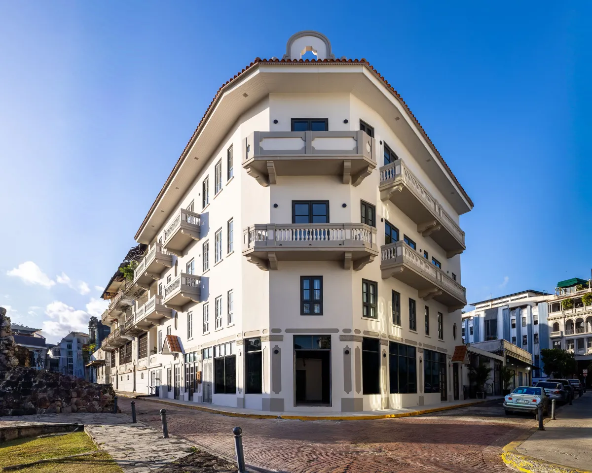 Exclusive Apartment at Mansión Baluarte, Casco Viejo: Luxury Meets History