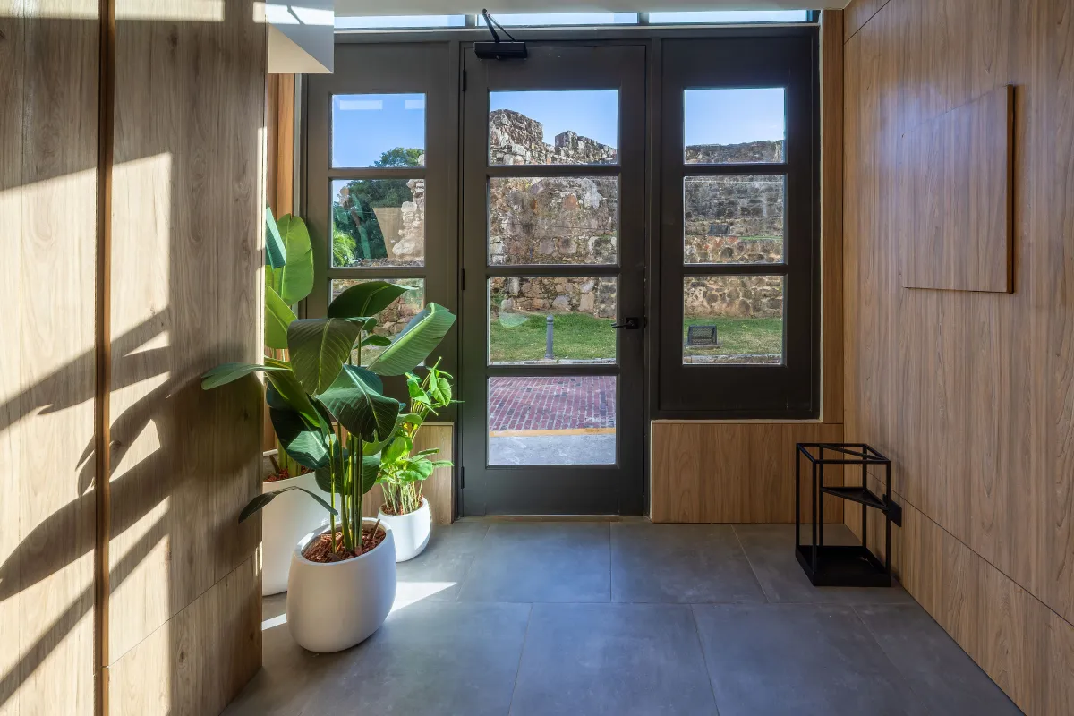 High-End Commercial Space for Sale – PH Mansión Baluarte, Casco Antiguo