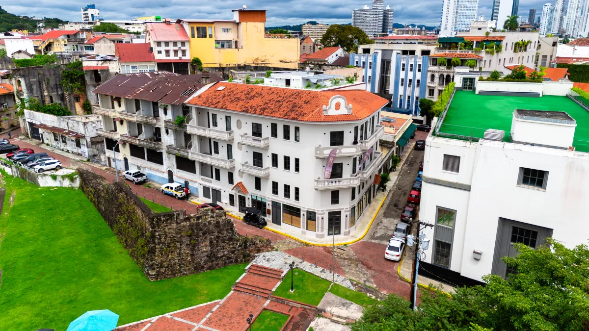 Exclusive Commercial Space for Rent – ​​PH Mansión Baluarte, Casco Antiguo
