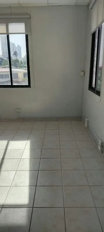 Alquiler de Oficinas Multiuso  -  Cerca del Metro Fernandez de Córdoba