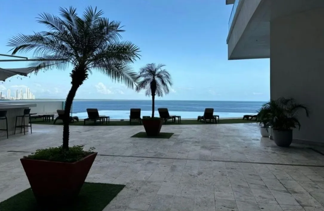 Apartment with Panoramic View