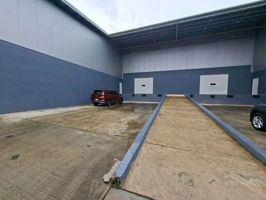 Warehouse and Industrial Space Rental | Strategic Logistics Center